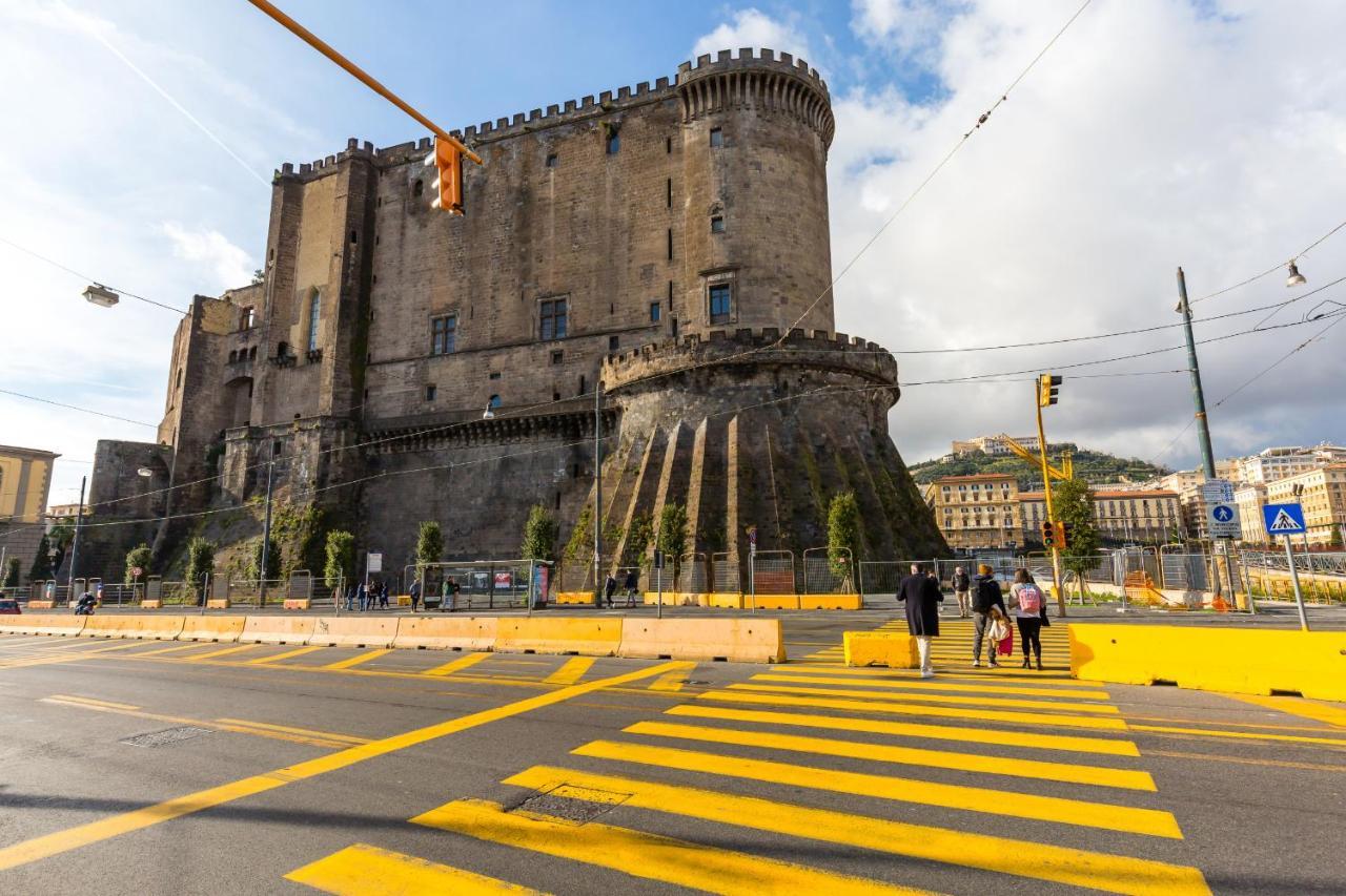 Piazza Municipio Apartments By Wonderful Italy Naples Exterior photo