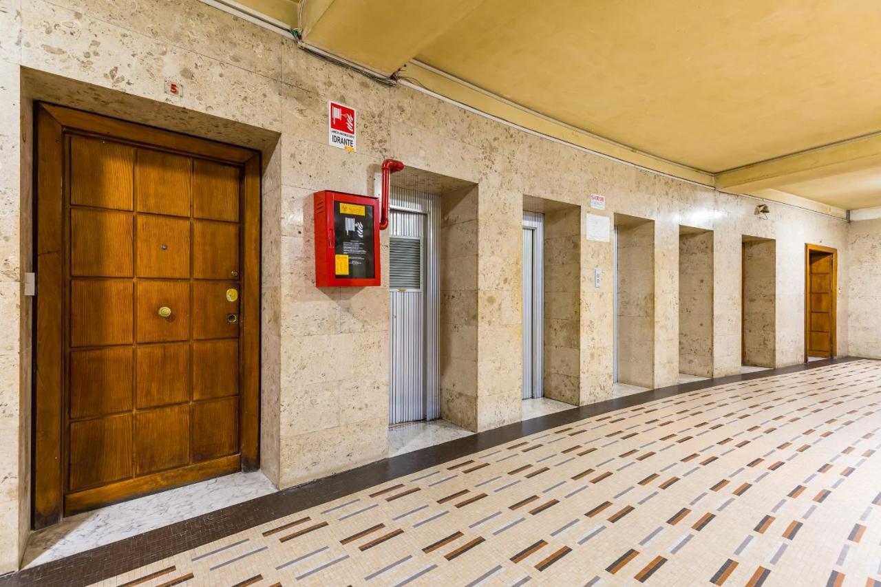 Piazza Municipio Apartments By Wonderful Italy Naples Exterior photo